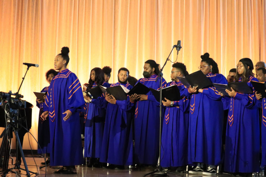 The Morgan State choir opened the ceremony with “You Raise Me Up.