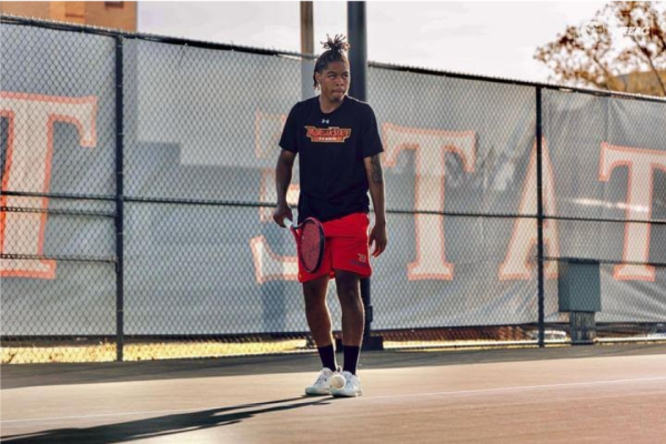 Tennis player graduates, plays for the last time