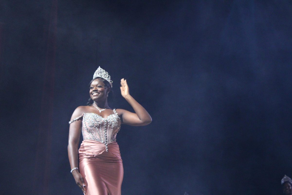 Miss Sophomore, Evena Michel